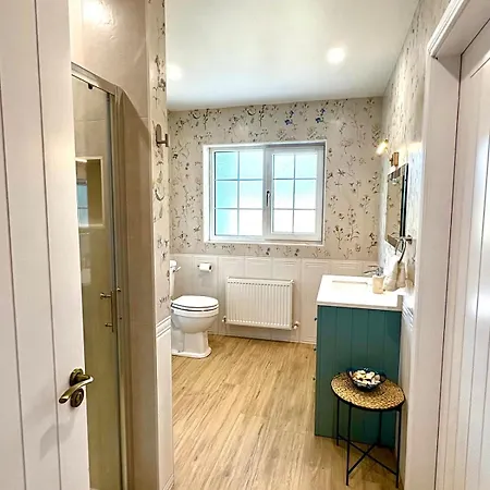 Dom wakacyjny Comfortable In Quiet Coastal Community Dungarvan (Waterford)