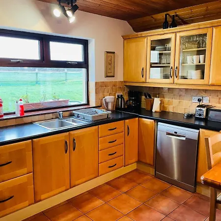 Comfortable In Quiet Coastal Community Dom wakacyjny *