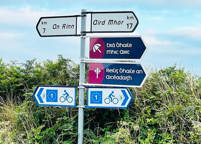 Comfortable In Quiet Coastal Community