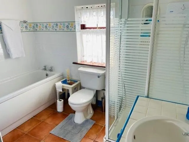 Hébergement de vacances Comfortable In Quiet Coastal Community *