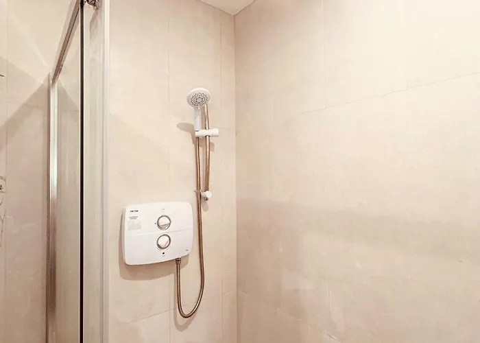 Comfortable In Quiet Coastal Community * Dungarvan (Waterford)